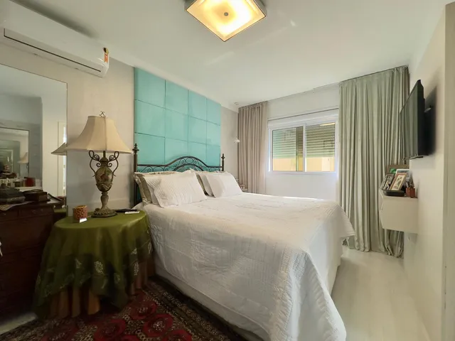 Imagem 12: Apartamento À Venda com 135M² por R$ 2.650.000,00