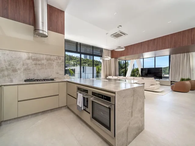 Imagem 13: Casa À Venda com 823M² por R$ 16.800.000,00