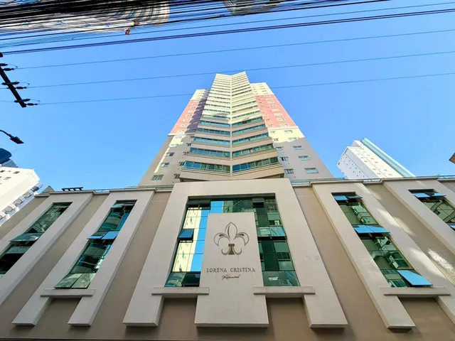 Imagem: O apartamento possui 4 Dormitórios, 4 Suítes, 3
