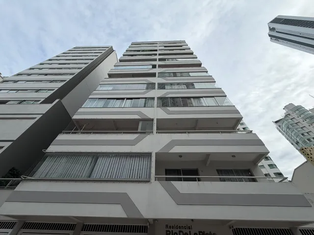 Imagem: Apartamento com vista para o mar à venda