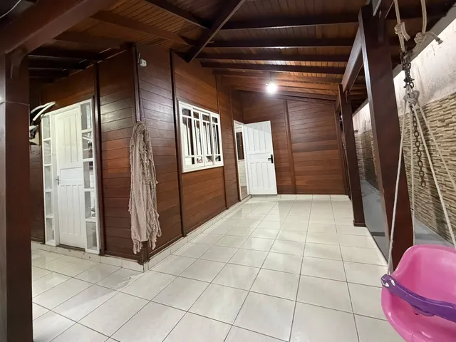 Imagem 2: Casa à venda em Itapema, Alto São Bento, com 2 quartos, 144m²