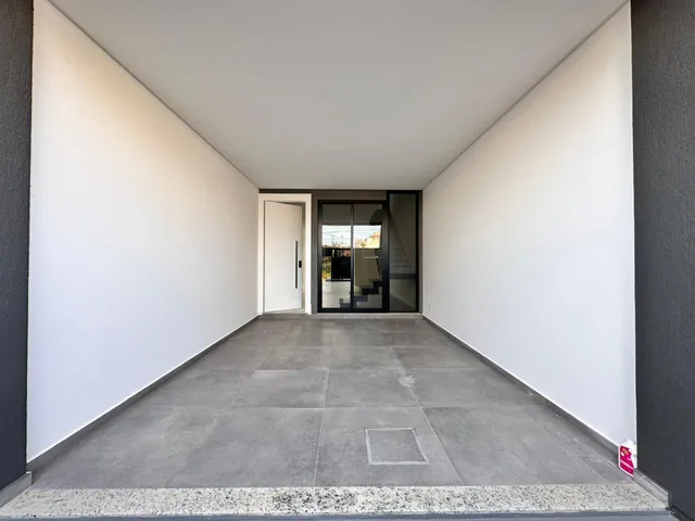 Imagem 3: Casa À Venda com 105M² por R$ 1.000.000,00