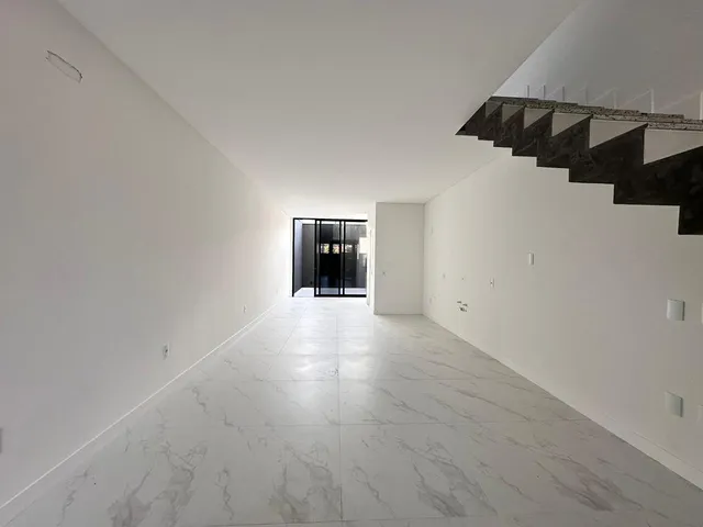 Imagem 8: Casa À Venda com 105M² por R$ 1.000.000,00