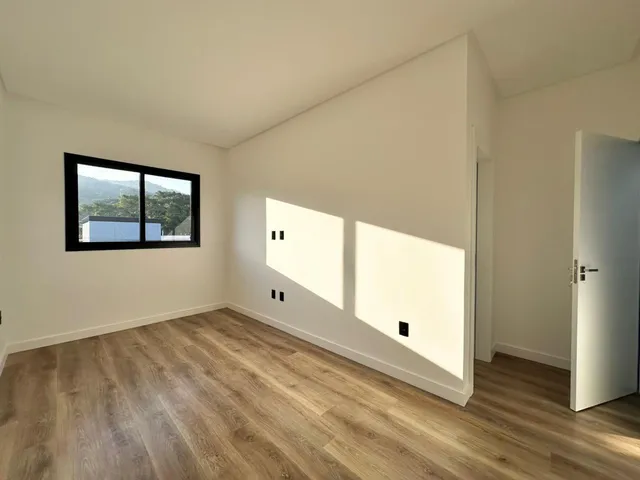 Imagem 10: Casa À Venda com 105M² por R$ 1.000.000,00