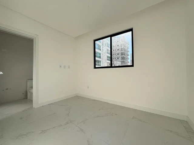 Imagem 9: Apartamento À Venda com 87M² por R$ 1.400.000,00