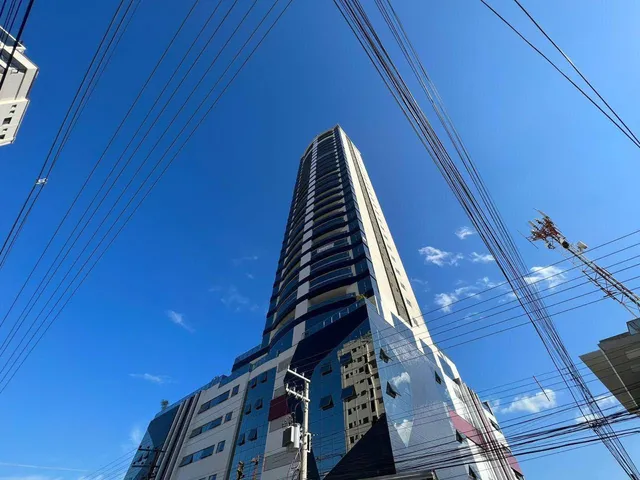 Imagem: O apartamento possui 3 Dormitórios, 3 Suítes, 3
