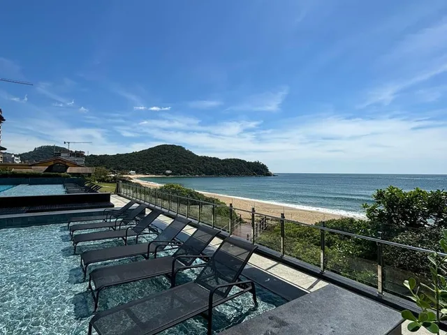 Imagem 5: Apartamento com Vista para o Mar À Venda com 50.8M² por R$ 280.000,00