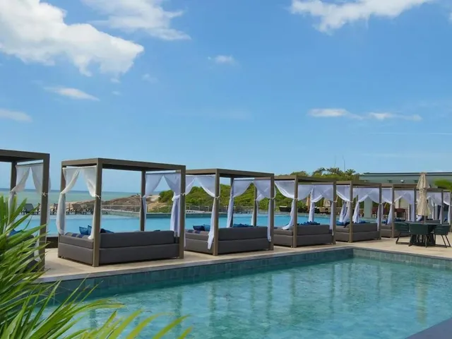 Imagem 9: Apartamento com Vista para o Mar À Venda com 50.8M² por R$ 280.000,00