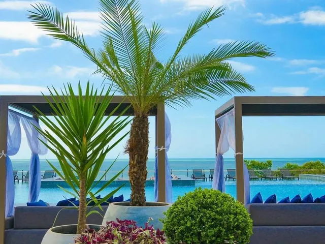 Imagem 14: Apartamento com Vista para o Mar À Venda com 50.8M² por R$ 280.000,00