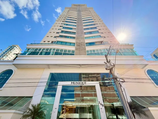 Imagem: O apartamento possui 4 Dormitórios, 4 Suítes, 3