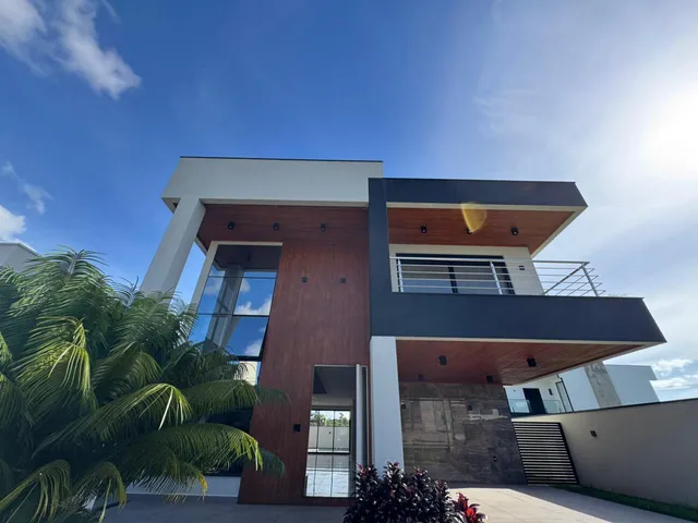 Imagem: A casa possui 4 Dormitórios, 4 Suítes, 4 Banheiros, 4