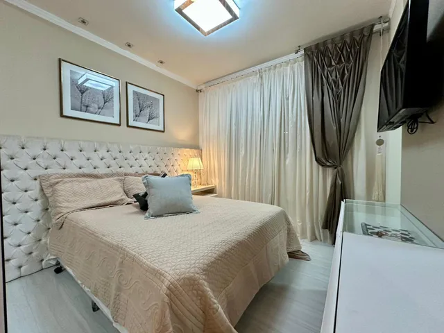 Imagem 12: Apartamento à venda 3 Suítes + 2 Demi Suítes 327m² Privativos em Meia Praia de