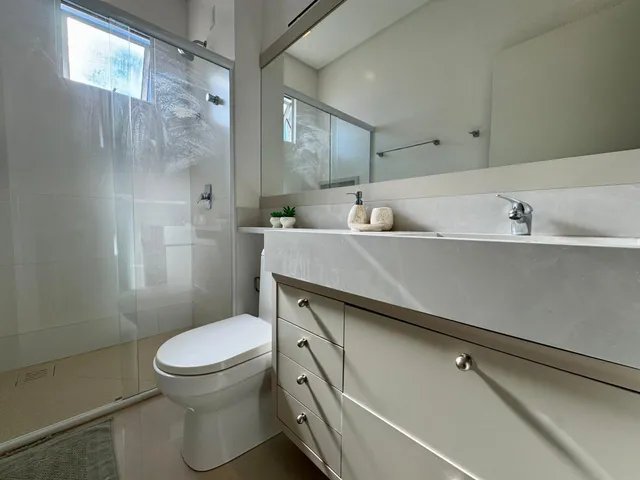 Imagem 16: Apartamento com vista Mar à venda com 4 Suítes 240m² Privativos por R$ 8.000.000,00