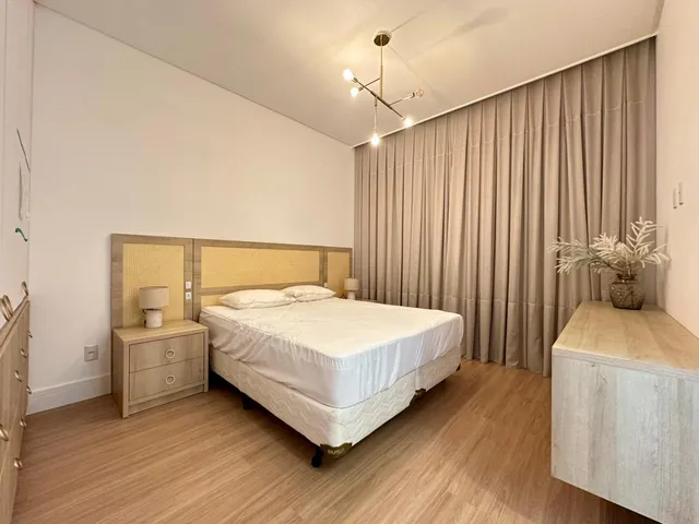 Imagem 11: Apartamento com vista Mar 4 Suítes 190m² Privativos R$ 4.500.000,00 em Meia Praia de