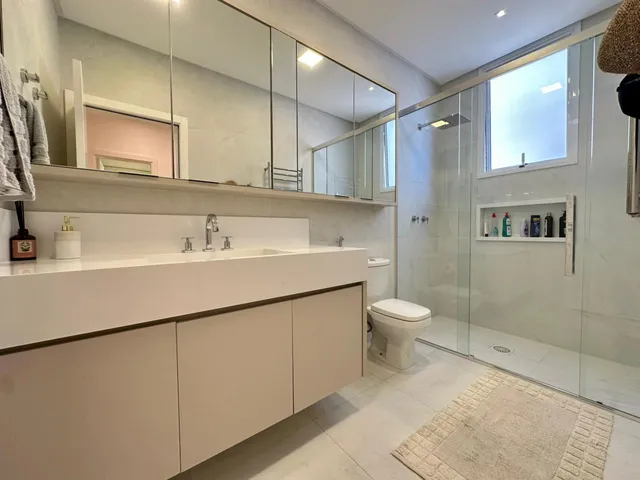 Imagem 16: Apartamento com vista Mar 4 Suítes 190m² Privativos R$ 4.500.000,00 em Meia Praia de