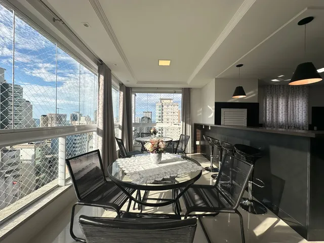 Imagem 9: Apartamento à venda com 3 Suítes 134m² Privativas 4 Vagas de Garagem em Meia Praia de