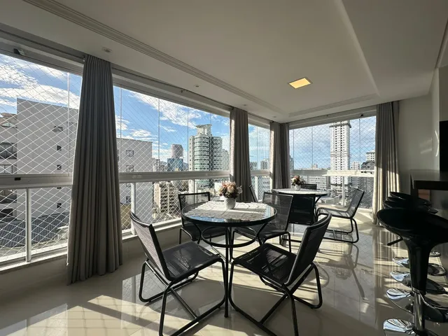 Imagem 7: Apartamento à venda com 3 Suítes 134m² Privativas 4 Vagas de Garagem em Meia Praia de