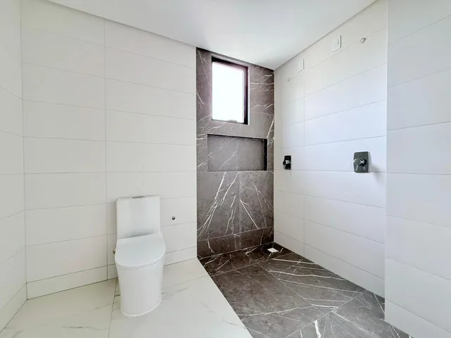 Imagem 11: Apartamento À Venda com 4 Suítes 206M² Privativos em Eia Praia de Itapema Sc
