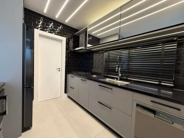 Imagem 13: Apartamento à venda com 162m² por R$ 3.490.000,00