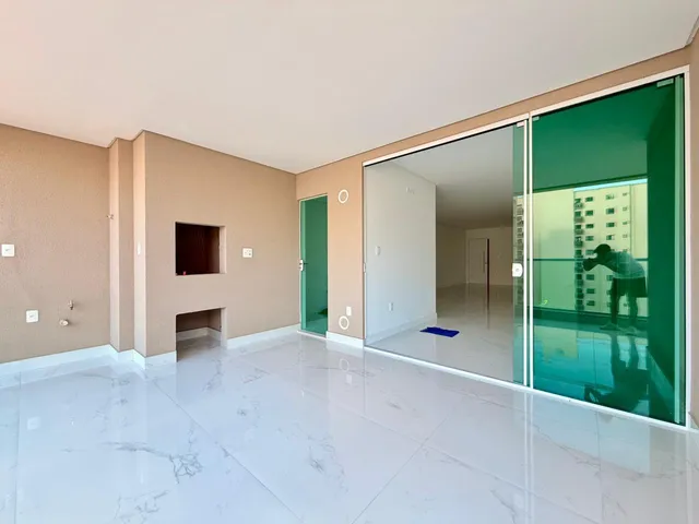 Imagem 10: Apartamento à venda com 3 Suítes 159m² Privativos por R$ 1.540.000,00 em Meia Praia