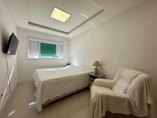 Imagem 10: Apartamento à venda com 3 Suítes 163m² Privativos por R$ 2.500.000,00 em Meia Praia de