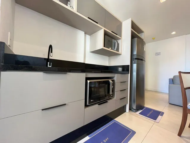 Imagem 2: Apartamento À Venda com 2 Dormitórios 53M² Privativos no Centro de Itapema Sc
