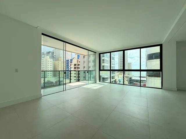Imagem 3: Apartamento à venda com 143.8m² por R$ 1.800.000,00