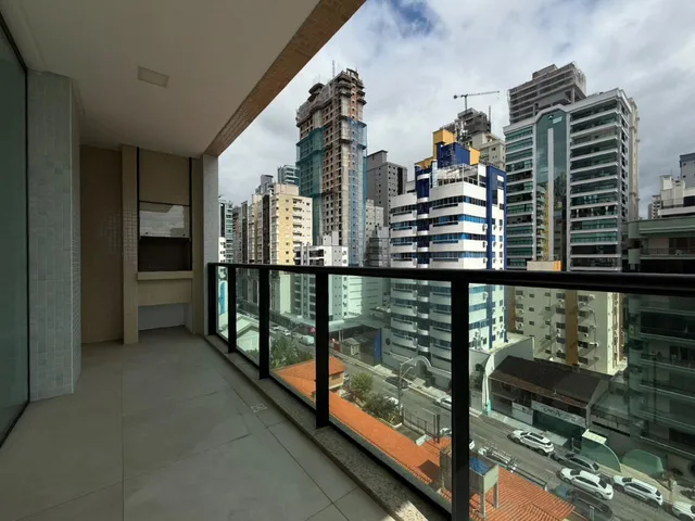 Imagem 8: Apartamento à venda com 143.8m² por R$ 1.800.000,00