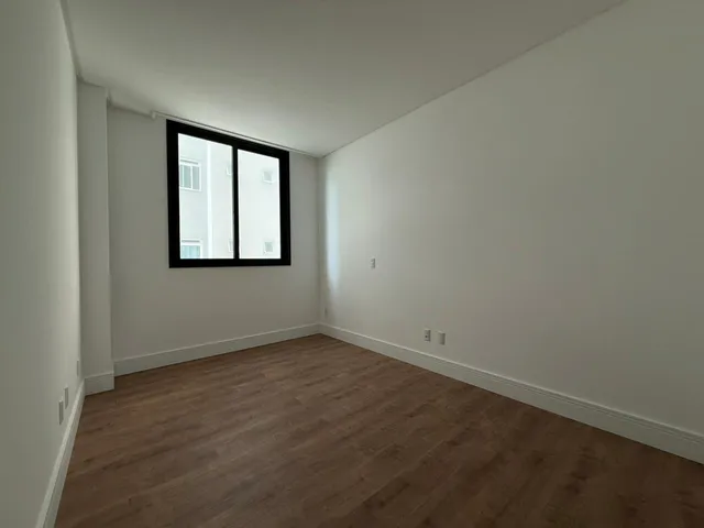 Imagem 11: Apartamento à venda com 143.8m² por R$ 1.800.000,00