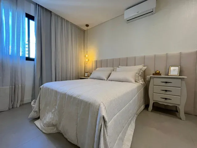 Imagem 15: Apartamento À Venda com 3 Suítes 137M² Privativos por R$ 3.078.929,00 em Meia Praia de Itapema Sc