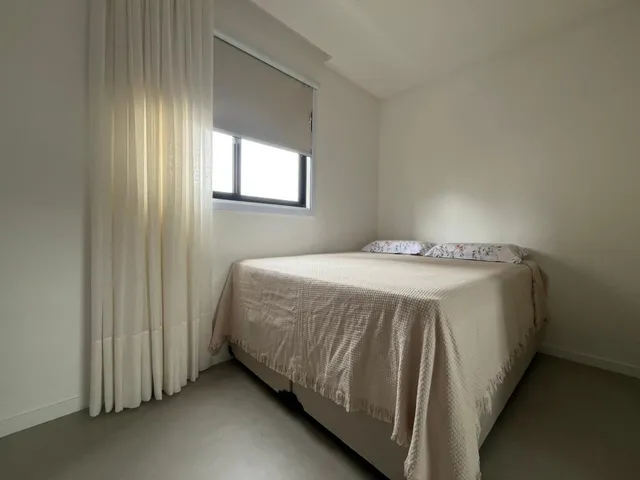 Imagem 11: Apartamento à Venda com 3 Suítes 119.00m² Privativos por R$ 1.850.000,00 em Meia Praia