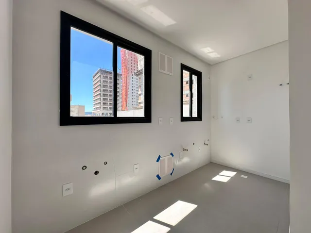 Imagem 5: Apartamento com Vista para o Mar À Venda com 119.47M² por R$ 1.450.000,00