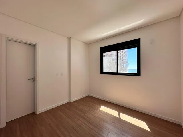 Imagem 9: Apartamento com Vista para o Mar À Venda com 119.47M² por R$ 1.450.000,00