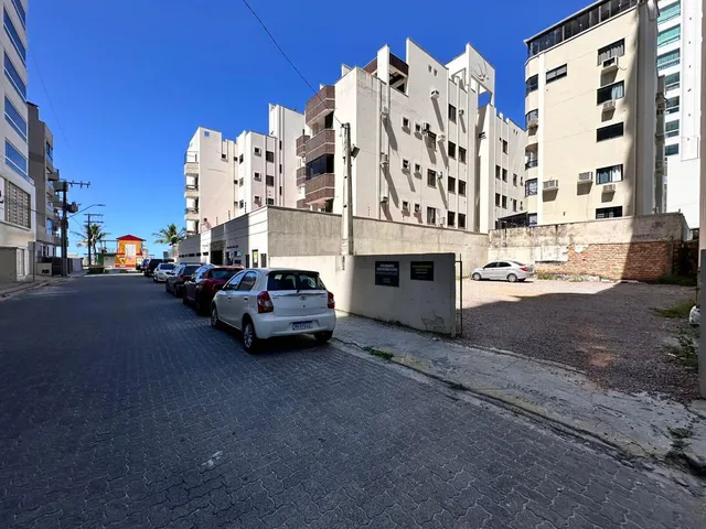 Imagem: Terreno à venda com 252m² por R$ 4.706.000,00