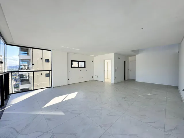 Imagem 3: Apartamento Vista Mar à venda com 5 Suítes 276m² Privativos por R$ 3.950.000,00 em