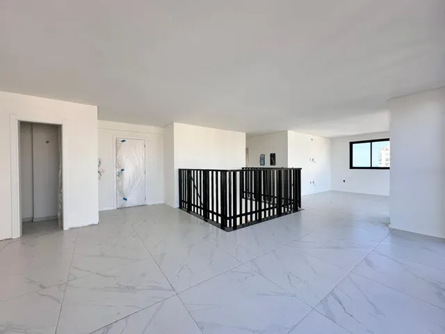 Imagem 15: Apartamento Vista Mar à venda com 5 Suítes 276m² Privativos por R$ 3.950.000,00 em