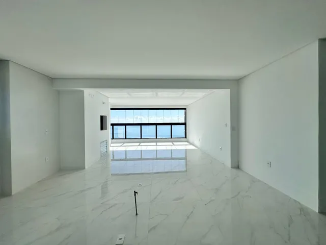 Imagem 9: Apartamento Vista Mar à Venda com 4 Suítes Sendo 1 Máster 208m² por R$ 5.700.000,00