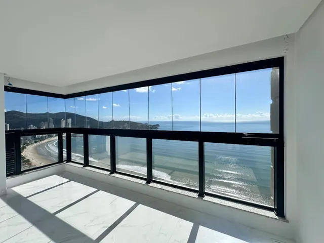 Imagem: Apartamento Vista Mar à Venda com 4 Suítes