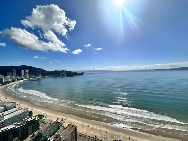 Imagem 7: Apartamento Vista Mar à Venda com 4 Suítes Sendo 1 Máster 208m² por R$ 5.700.000,00