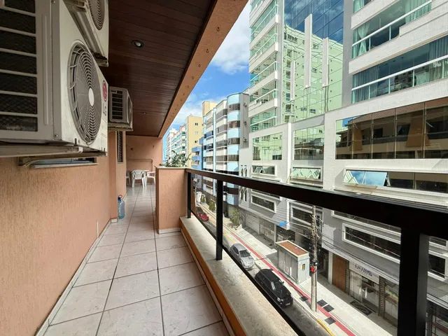 Imagem 7: Apartamento com Vista Mar à venda com 3 Dormitórios Sendo 1 suíte 120m² por R