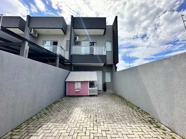 Imagem 2: Sobrado à Venda com 2 Suítes 90m² Privativos por R$ 850.000,00 Bairro Morretes