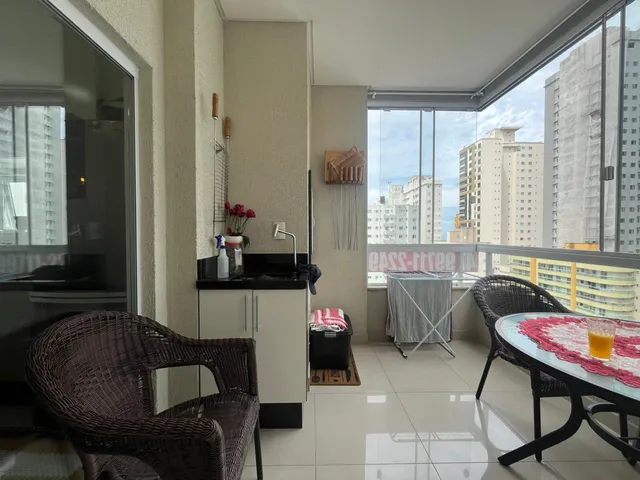 Imagem 4: Apartamento à Venda com 3 Suítes 118m² Privativos por R$ 1.580.000,00 em Meia Praia de