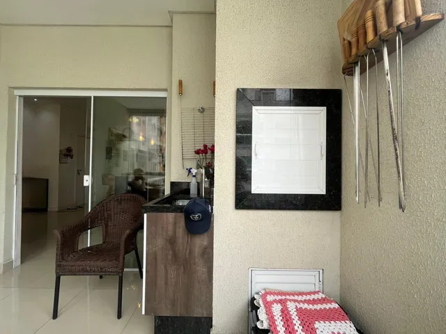 Imagem 5: Apartamento à Venda com 3 Suítes 118m² Privativos por R$ 1.580.000,00 em Meia Praia de