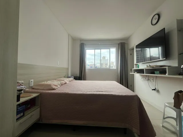 Imagem 7: Apartamento à Venda com 3 Suítes 118m² Privativos por R$ 1.580.000,00 em Meia Praia de