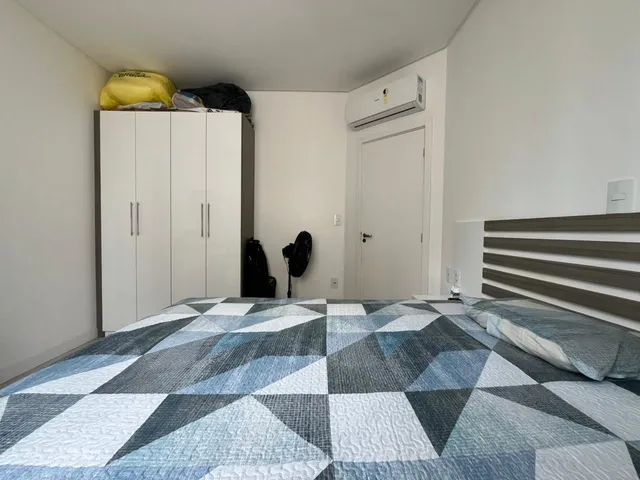 Imagem 16: Apartamento à Venda com 3 Suítes 118m² Privativos por R$ 1.580.000,00 em Meia Praia de