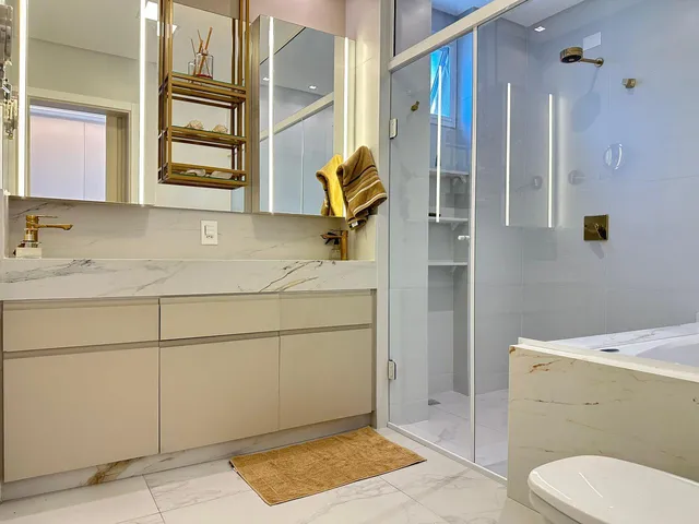 Imagem 12: Apartamento à Venda 3 Suítes com 115m² Privativos por R$ 2.390.000,00 no Centro de