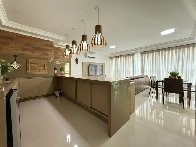Imagem 3: Apartamento à Venda 4 Suítes Sendo 1 Máster Frente Mar 281m² R$ 8.800.000,00 Meia