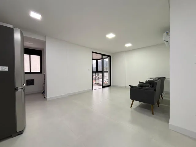 Imagem 4: Apartamento À Venda com 98M² por R$ 1.299.000,00