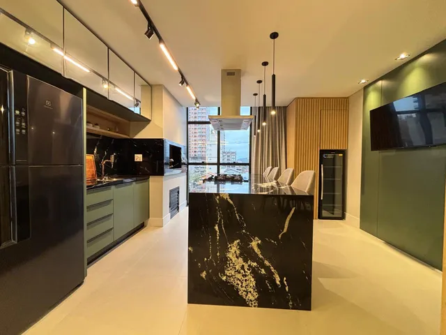 Imagem 15: Apartamento À Venda com 98M² por R$ 1.299.000,00