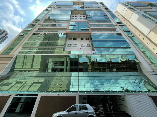 Imagem: O apartamento possui 4 Dormitórios, 4 Suítes, 4